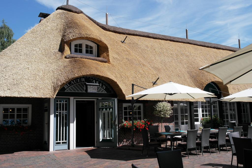 Hotel Blauer Fasan Wiesmoor Exterior foto